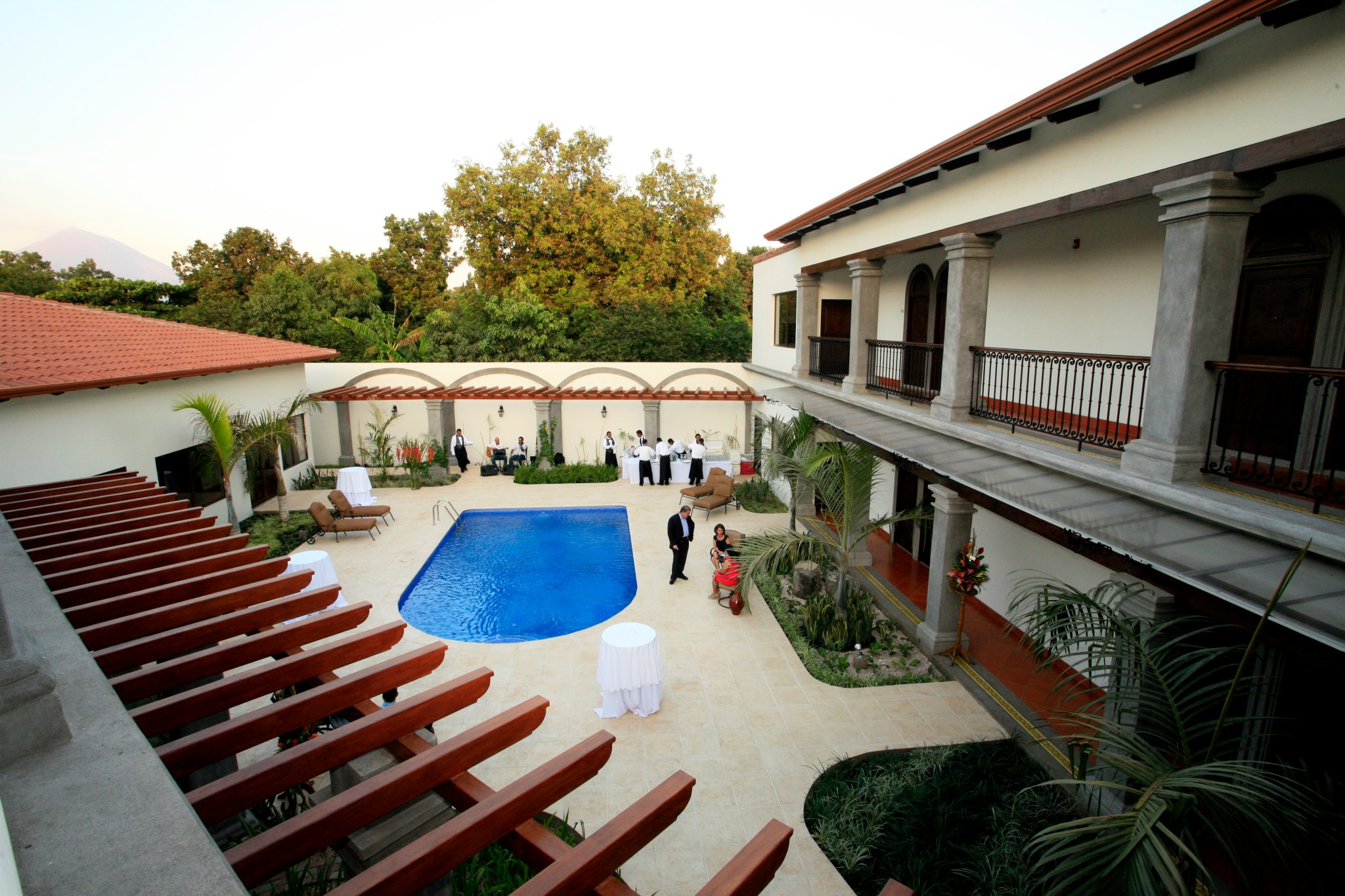 Proyecto area de jardin en piscina hotel los Portales, Chinandega